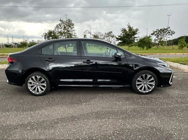 Toyota Corolla - Imagem 3