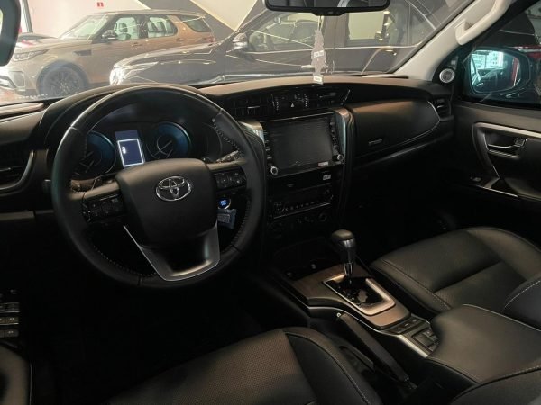 Toyota SW4 - Imagem 3