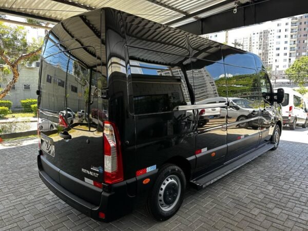 Renault Master 15 Lug. - Imagem 3